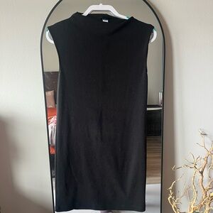 Old Navy Classic Black Top